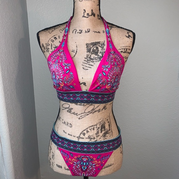 Victoria’s Secret - retro look two piece 👙 - Picture 2 of 8